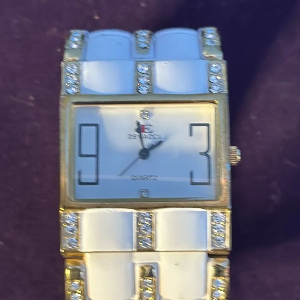 Denacci Vintage Cuff Watch White Gold Tone Women's Bracelet Style Quartz Retro